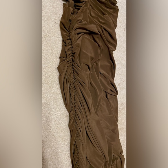 Norma Kamali X Revolve Diana Gown (size XS) - Picture 5 of 13